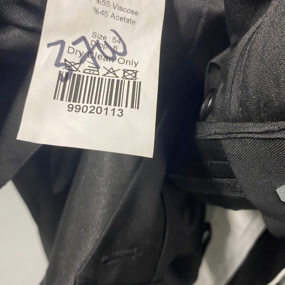 Elegant White and Black Men's Blazer - Picture 10 of 10